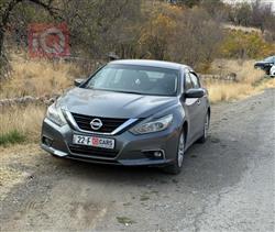 نيسان ألتيما